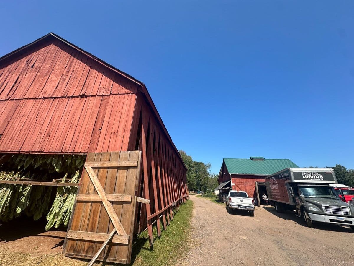 Castle Express truck at Connecticut tobacco barn