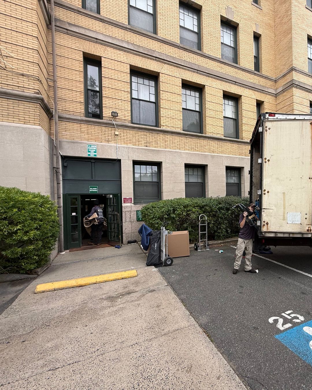 Castle Express crew performing commercial move